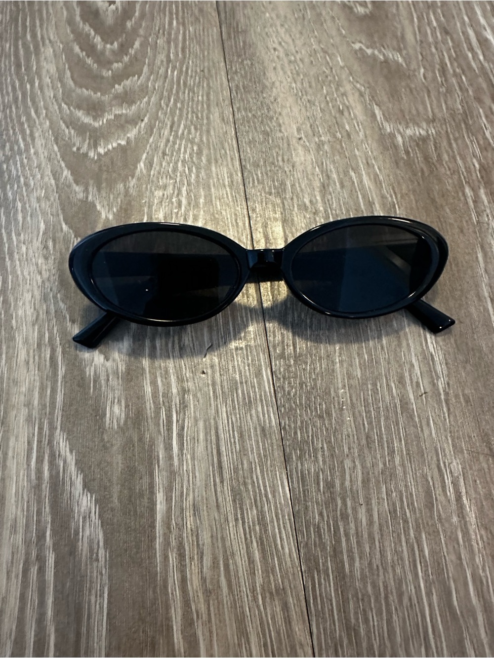 Retro Oval Sunglasses